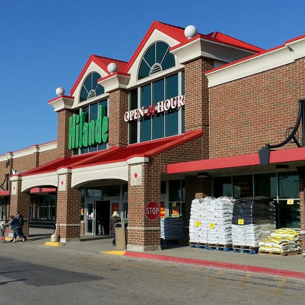 Schnucks Cherry Valley Floral Flower Store in Rockford