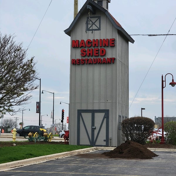 Machine Shed Restaurant 30 tips