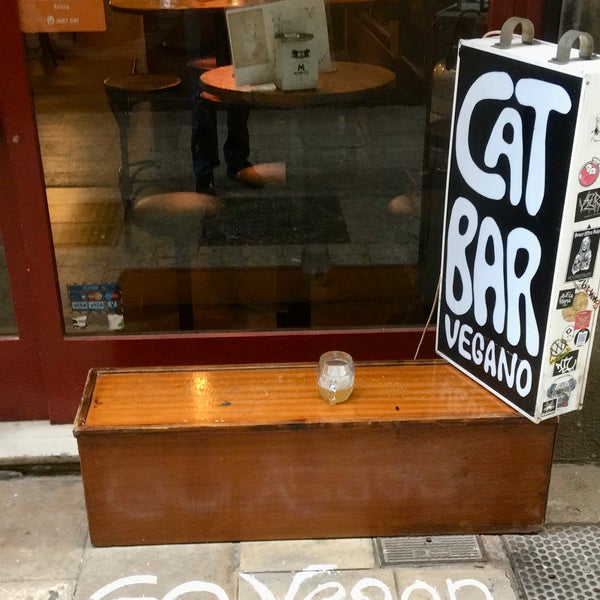 Das Foto wurde bei Vegan CatBar von Vegan CatBar am 9/26/2022 aufgenommen