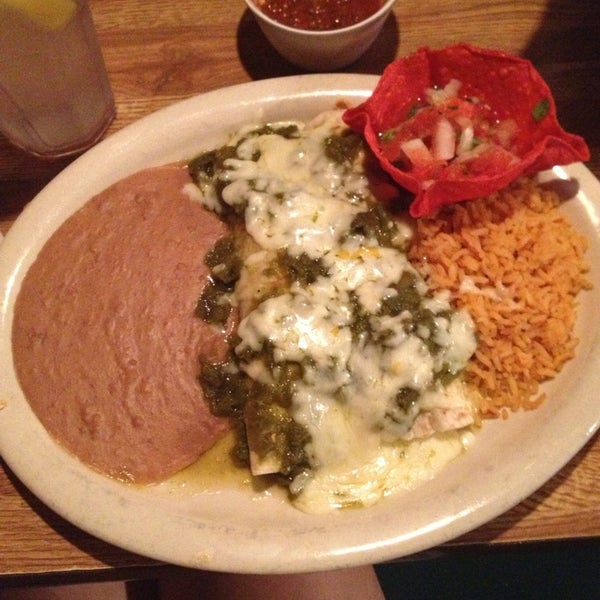 Foto tirada no(a) Texican Cafe Manchaca por Jacquelyn M. em 4/8/2013
