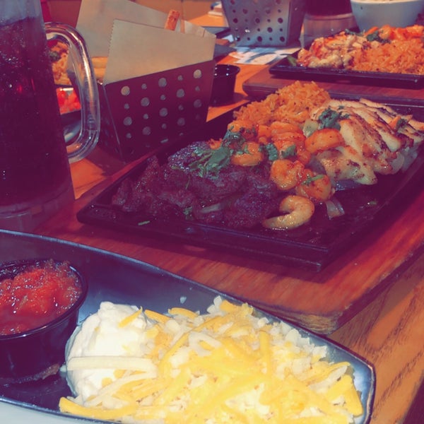 Photo taken at Chili&#39;s Grill &amp; Bar by mAlQahtani⚜️. on 12/1/2019