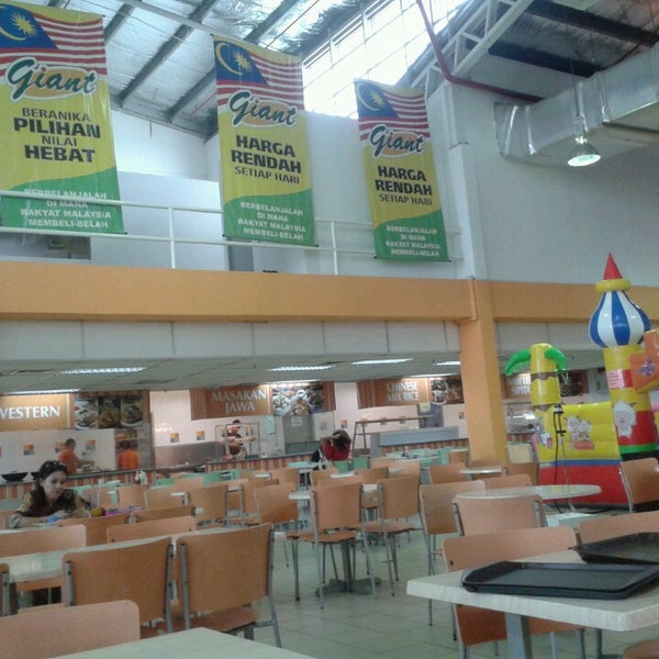 Giant Kolombong Foodcourt - 10 tips from 437 visitors