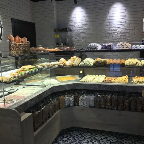 Foto tomada en Kuba Pasta Cafe &amp; Restaurant  por Kuba Pasta Cafe &amp; Restaurant el 5/25/2019