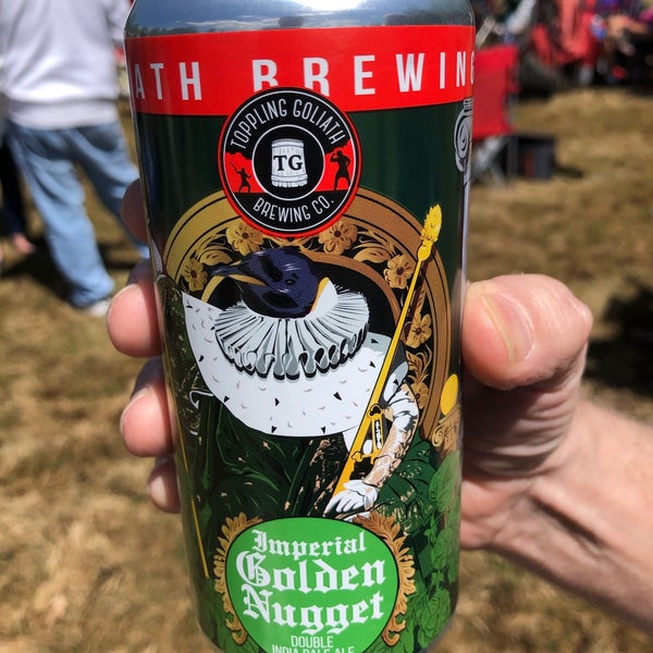 The ClubhouseLake Arrowhead Yacht & Country Club Lake Arrowhead