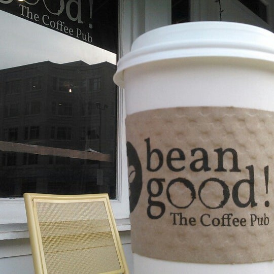 Photo taken at BeanGood: The Coffee Pub by Martin K. on 3/23/2014