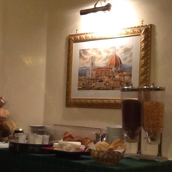 10/31/2013 tarihinde Martin K.ziyaretçi tarafından Hotel Santa Croce'de çekilen fotoğraf