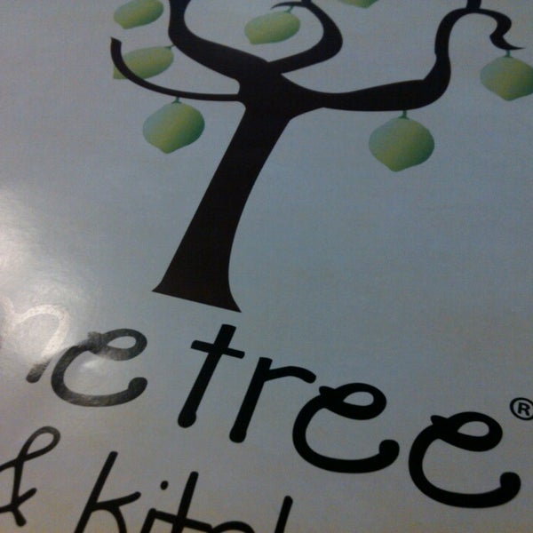 รูปภาพถ่ายที่ Lime Tree Cafe &amp; Kitchen โดย Cekirge เมื่อ 2/27/2013