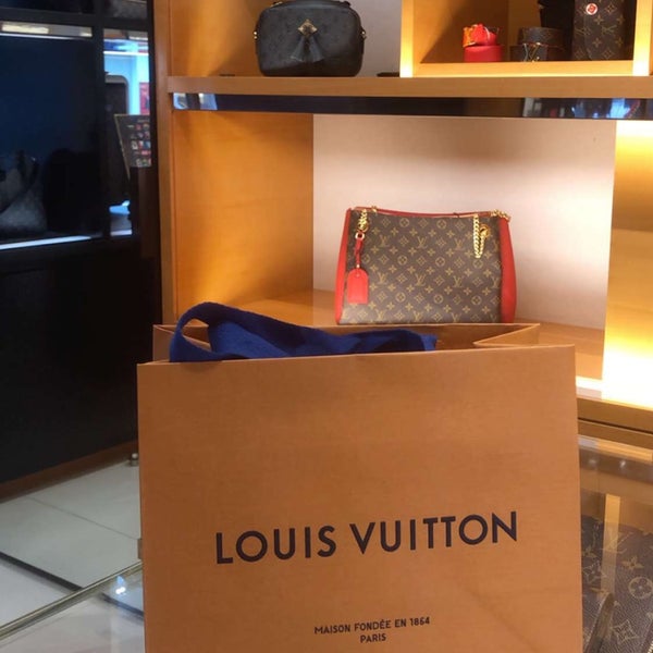 Louis Vuitton - Leeds City Centre - 2 tips