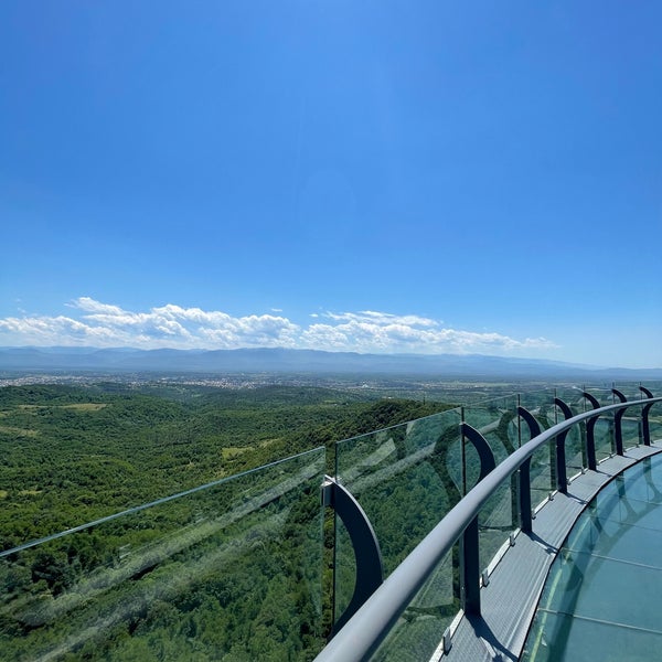 Muraste viewing platform