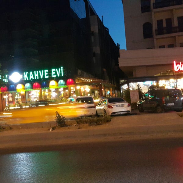 Photo taken at Yeşilçam Kahve Evi Esenyurt by Murat C. on 6/7/2019
