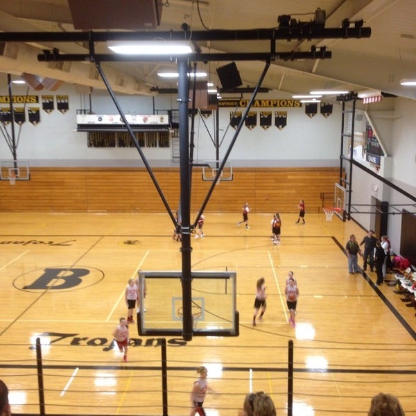 Botkins School 208 S Sycamore St