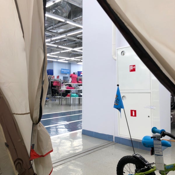 Спортмастер балашиха. Спортмастер светофор Балашиха. Балашиха ТЦ идея Спортмастер. Спортмастер в Балашихе 2.