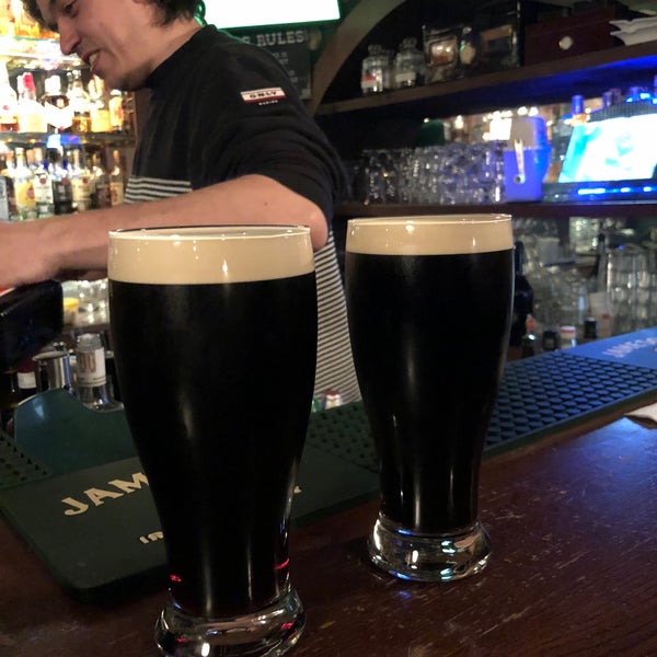 1/26/2018 tarihinde Лариса Б.ziyaretçi tarafından MacLaren&#39;s Irish Pub'de çekilen fotoğraf