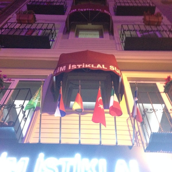 Photo taken at Taksim Istiklal Suites by Costa-Costa on 11/17/2013