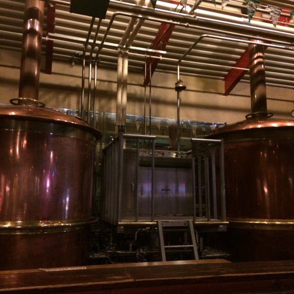 4/11/2015 tarihinde Roxanne P.ziyaretçi tarafından Black Forest Brew Haus'de çekilen fotoğraf