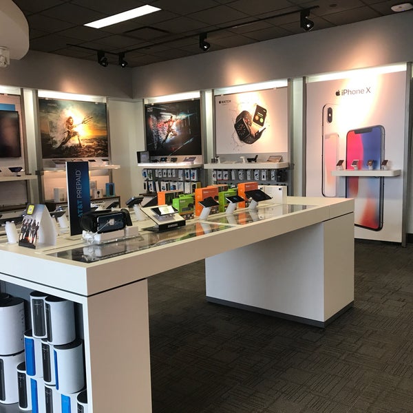 AT&T Mobile Phone Store in Lincoln