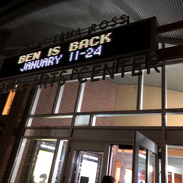 Mary Riepma Ross Media Arts Center College Classroom