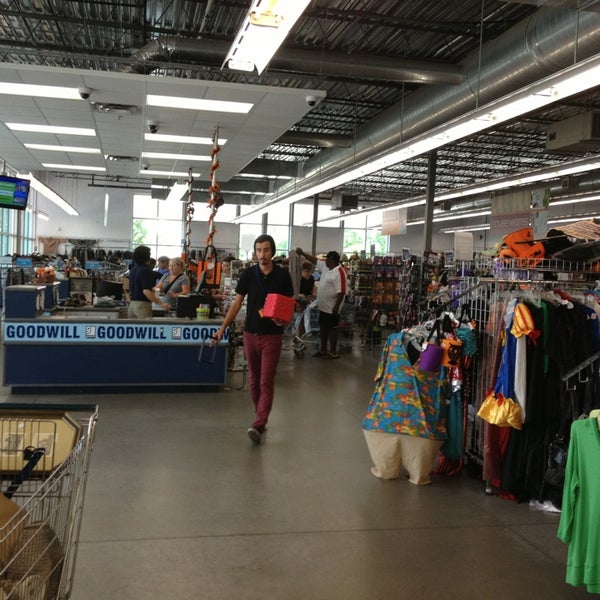 GoodwillBrodie Sandahl 9801 Brodie Ln