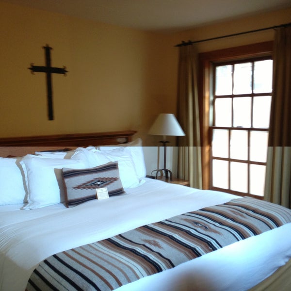 Das Foto wurde bei Hotel Chimayó de Santa Fe von Stephanie Y. am 5/16/2013 aufgenommen