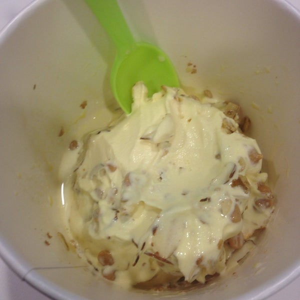 Chilly Spoons Frozen Yogurt Bar (Now Closed) South Orange 18 tips