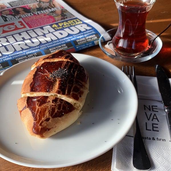 12/14/2019 tarihinde Cansu A.ziyaretçi tarafından Nevale Pasta &amp; Fırın'de çekilen fotoğraf