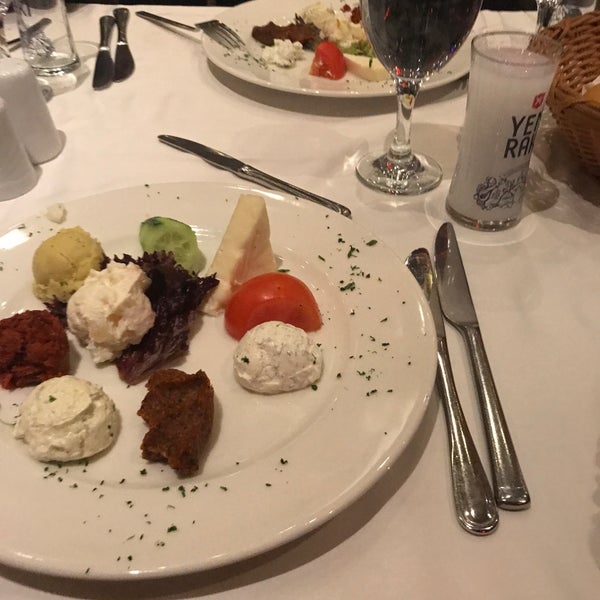Foto diambil di Nanna Restaurant oleh Akın M. pada 12/28/2019
