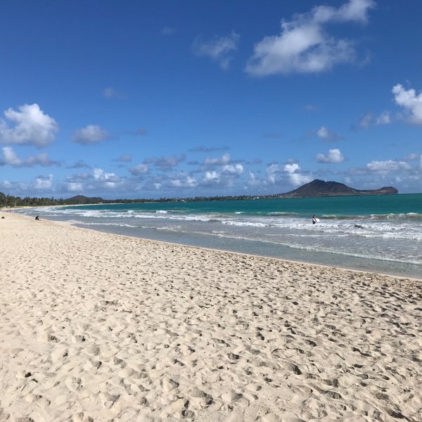 Photos at Kailua Beach (Flagpoles) kailua 5 tips