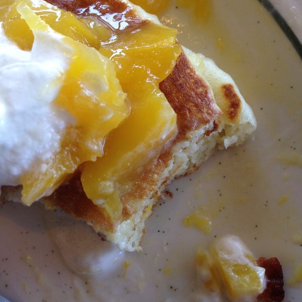 Konafa with Mango