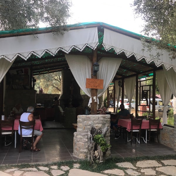 7/25/2017 tarihinde Emre A.ziyaretçi tarafından Datca Masal Gibi Plaj&amp;Restaurant'de çekilen fotoğraf
