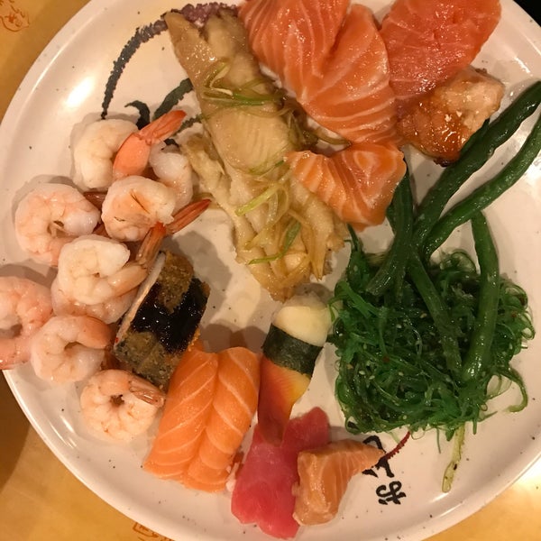 Photo taken at Ginza Japanese Buffet by Valeria M. on 1/29/2017