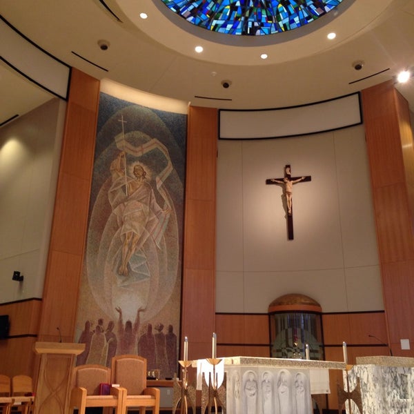 รูปภาพถ่ายที่ St. Monica Catholic Church โดย Kristabel L. เมื่อ 3/16/2014