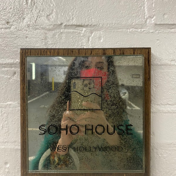 5/3/2021 tarihinde Afrodet Z.ziyaretçi tarafından Soho House'de çekilen fotoğraf