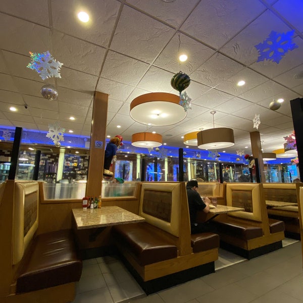 Foto tirada no(a) Westway Diner por Linas D. em 12/26/2021