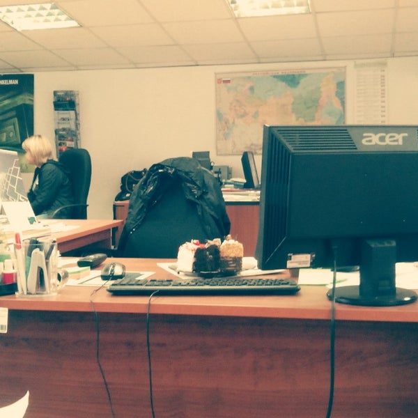 Сбермегамаркет лого. 4forms офис. Мегамаркет офис. Iq marketing офис. Мегамаркет офис.