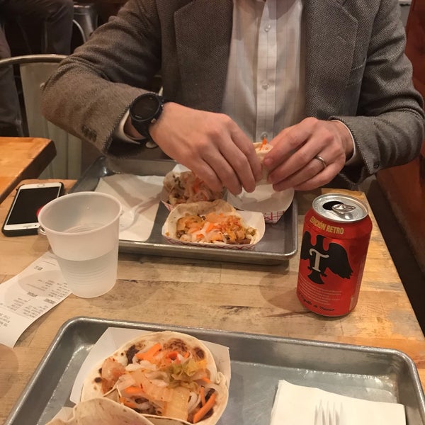 รูปภาพถ่ายที่ Kimchi Grill โดย Bridget H. เมื่อ 10/12/2019