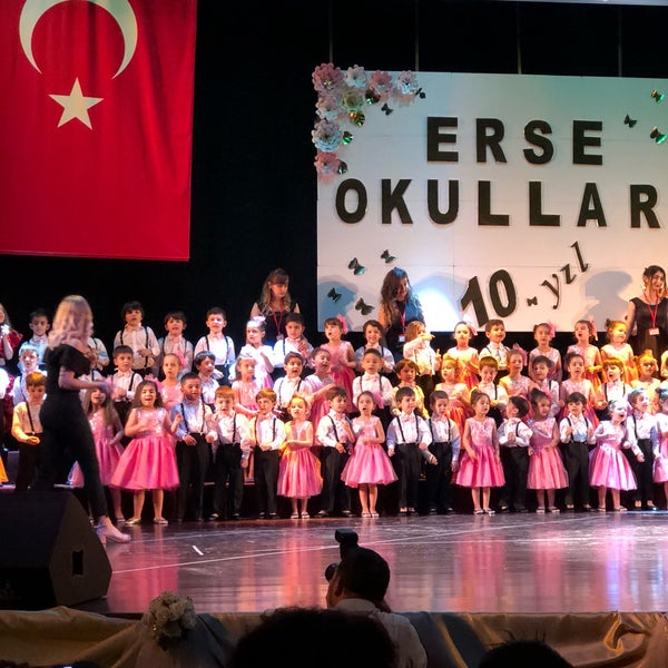 Das Foto wurde bei Doğuş Üniversitesi von Sema K. am 6/8/2018 aufgenommen