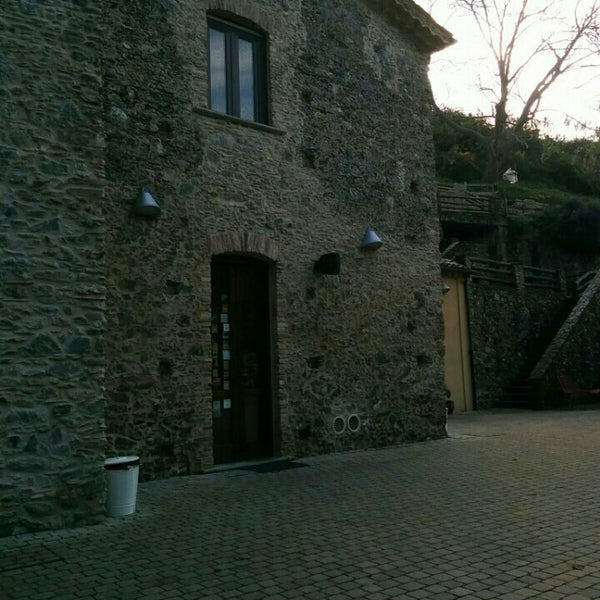 Photo taken at Calabrialcubo Agriturismo by Kris M. on 12/26/2015