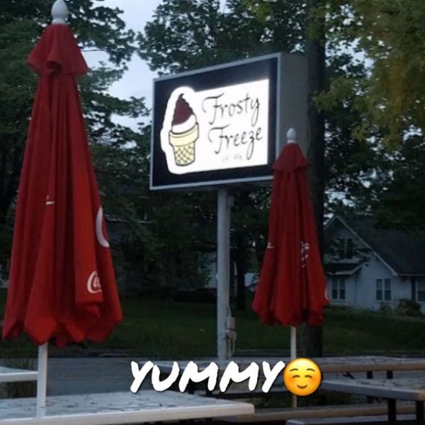 Frosty Freeze Ice Cream Parlor in Franklin