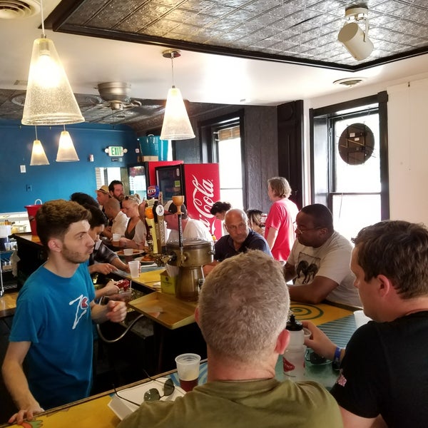 Photo taken at Zella&#39;s Pizzeria by John P. on 5/27/2018
