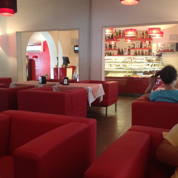 Photos At Cafe De Paris Coffee Shop