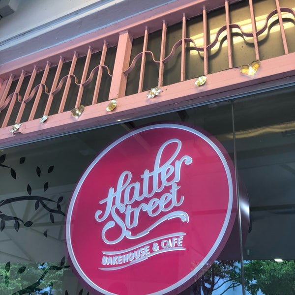 Foto tirada no(a) Hatter Street Bakehouse &amp; Café por Reah V. em 10/13/2019