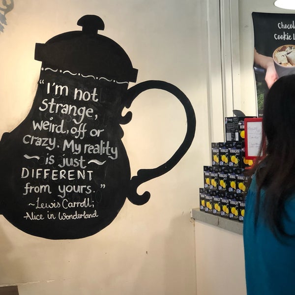 Foto diambil di Hatter Street Bakehouse &amp; Café oleh Reah V. pada 10/13/2019