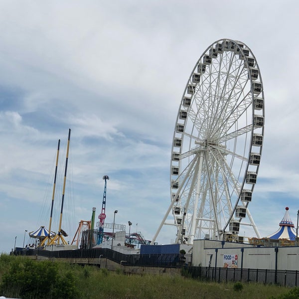 Photo taken at Steel Pier Amusements by Caroline R. on 6/25/2019