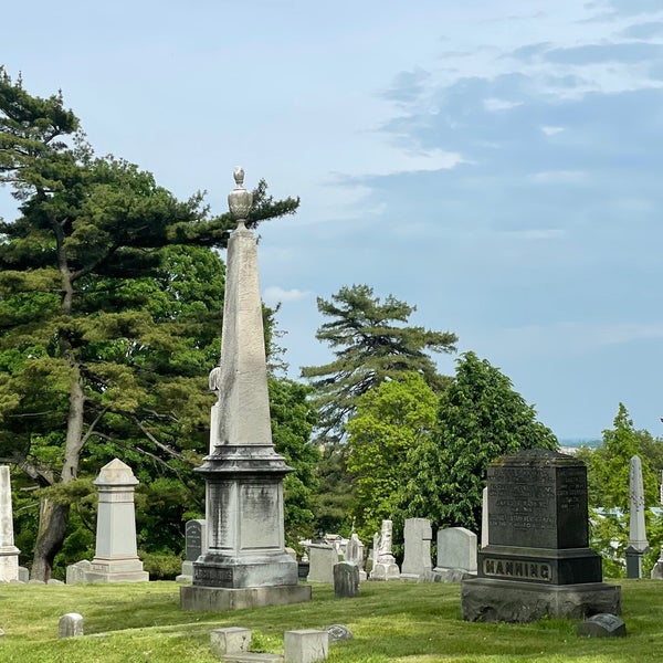 Photo taken at Green-Wood Cemetery by Kit 阿. on 5/23/2024