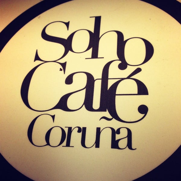 Foto tirada no(a) Soho Café Coruña por Иринка В. em 8/16/2013