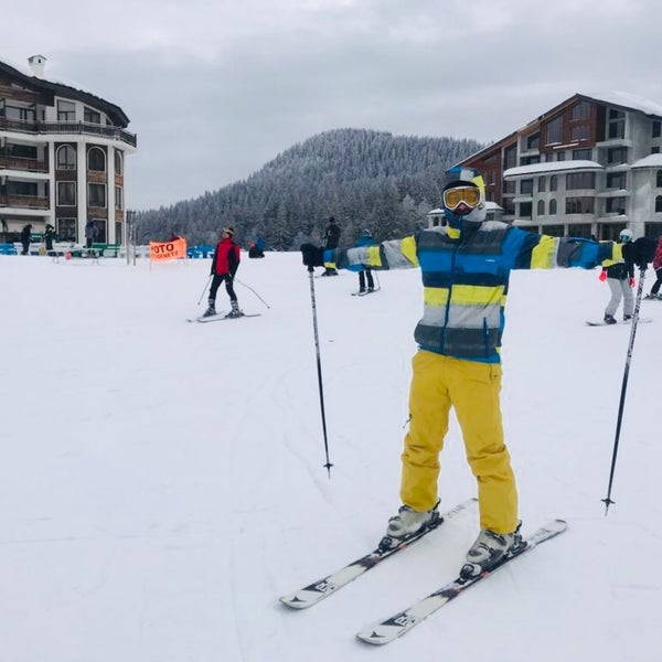 Foto tirada no(a) Bellevue Ski &amp; Spa Hotel por Güven em 2/24/2019