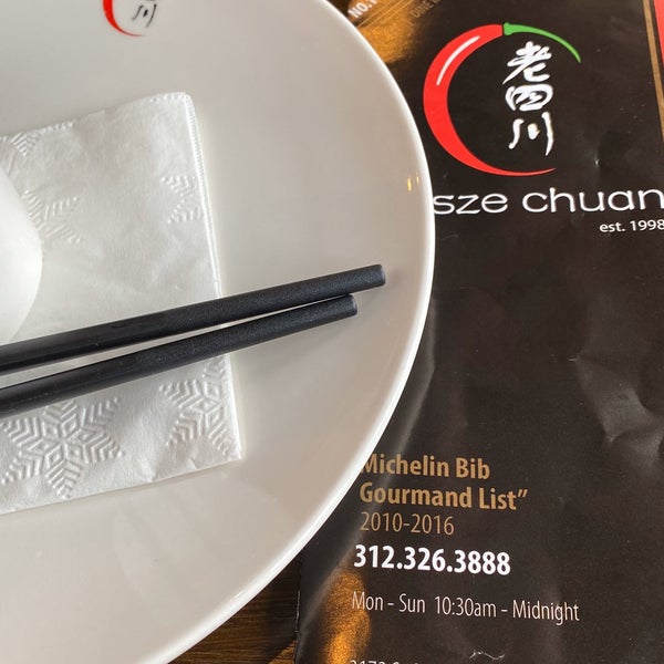 Снимок сделан в Lao Sze Chuan Restaurant пользователем Leny G. 12/8/2019