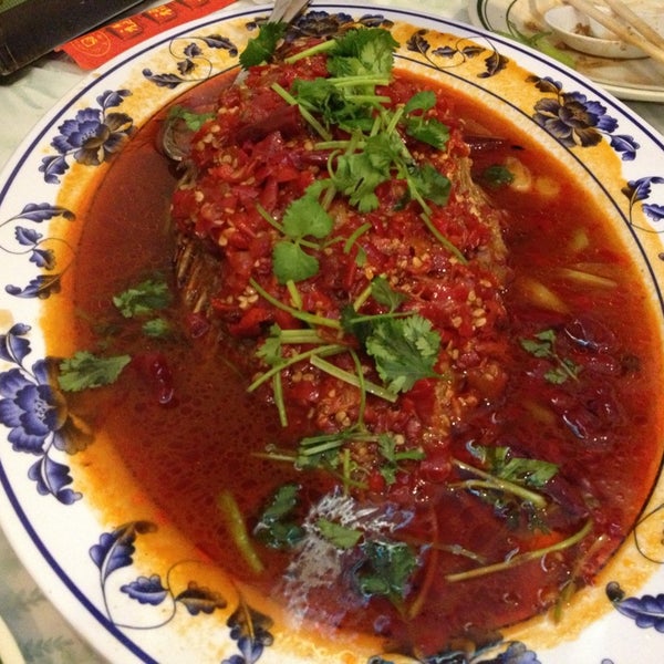 Spicy whole fish, the sauce is pretty salty, the dish is not bad
