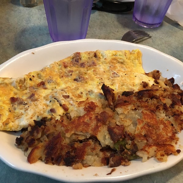Photo taken at Court Square Diner by Terri C. on 5/3/2019