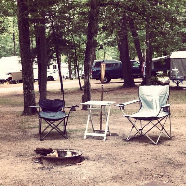 Das Foto wurde bei Pineland Camping Park von Jessica B. am 7/19/2014 aufgenommen